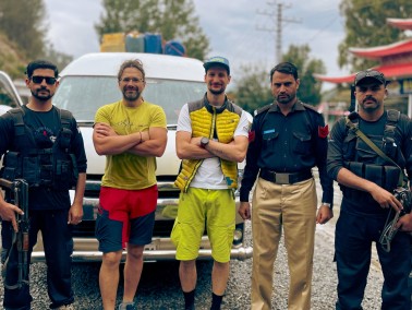 A hegymászóválogatott Pakisztán alig ismert hétezresi között kalandozik